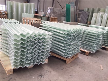 Pannelli in vetroresina ignifuga per coperture esterne
